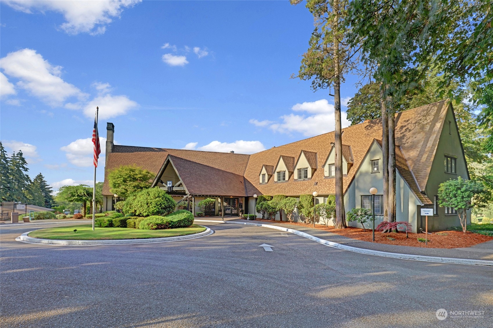 10917 Glen Acres Drive Unit: B
