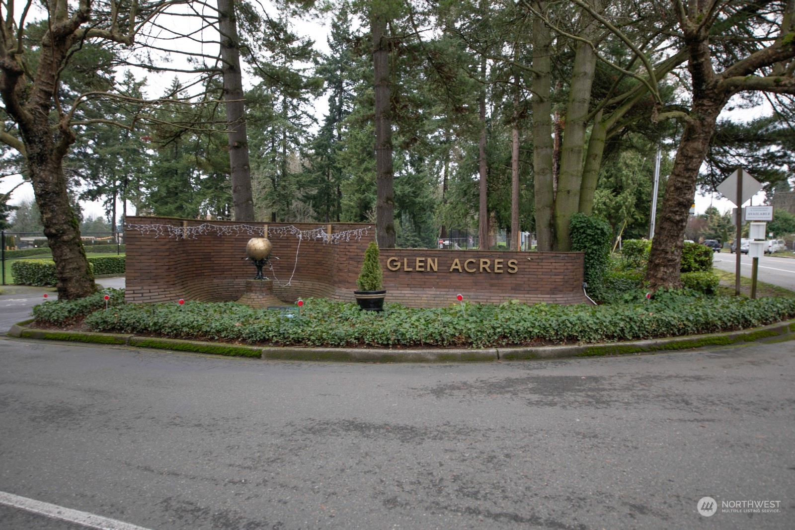 10917 Glen Acres Drive Unit: B