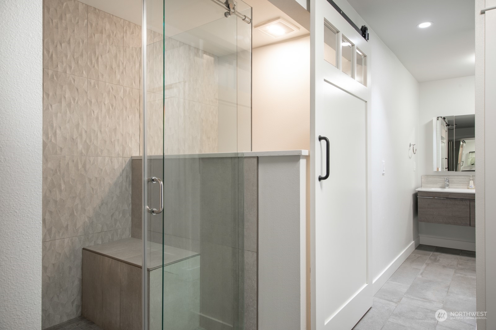10917 Glen Acres Drive Unit: B