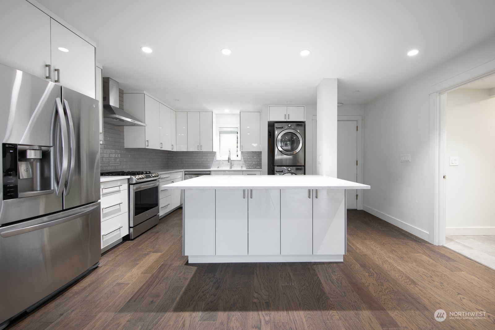 10917 Glen Acres Drive Unit: B