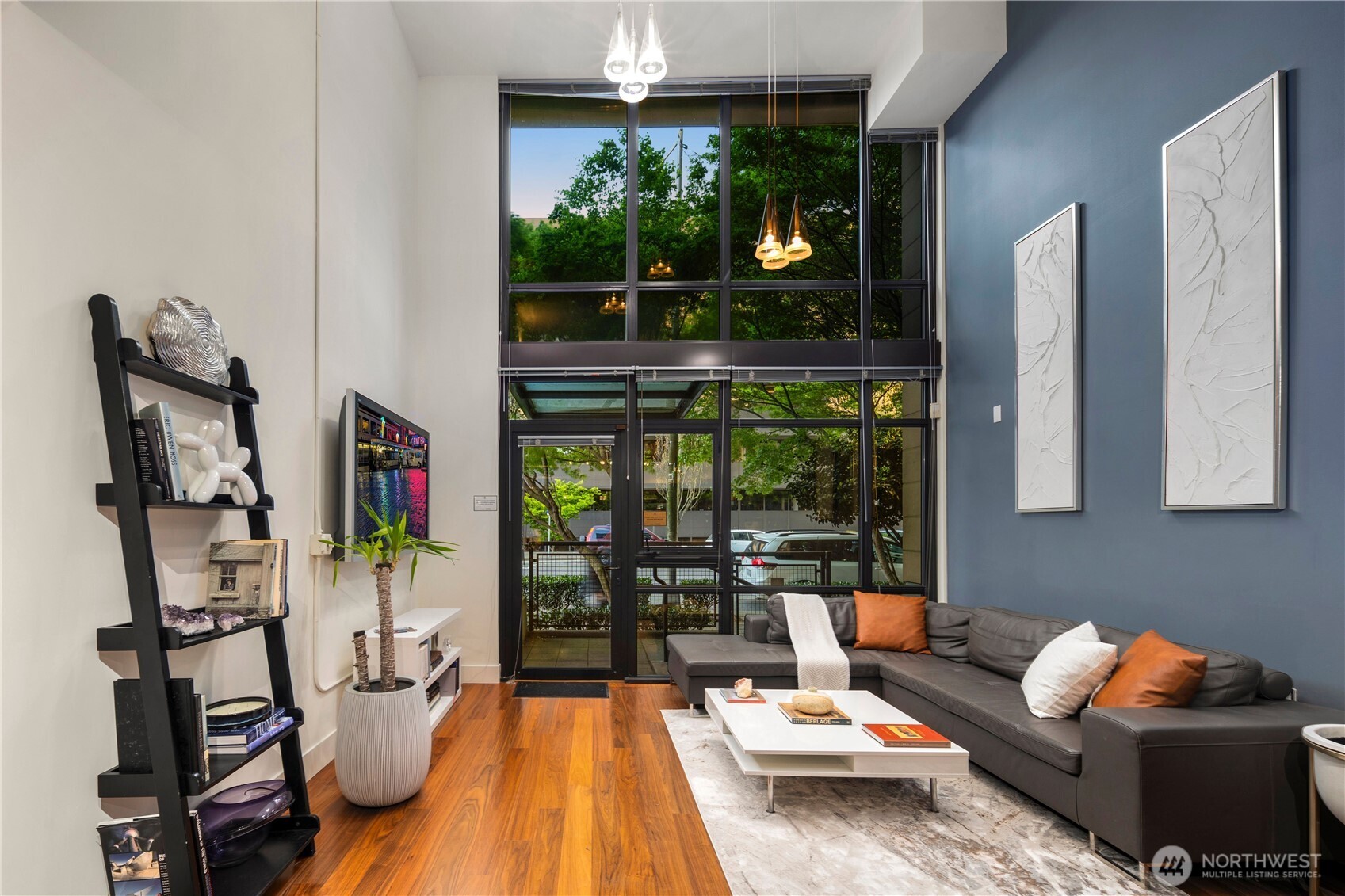 2911 2nd Avenue Unit: 120
