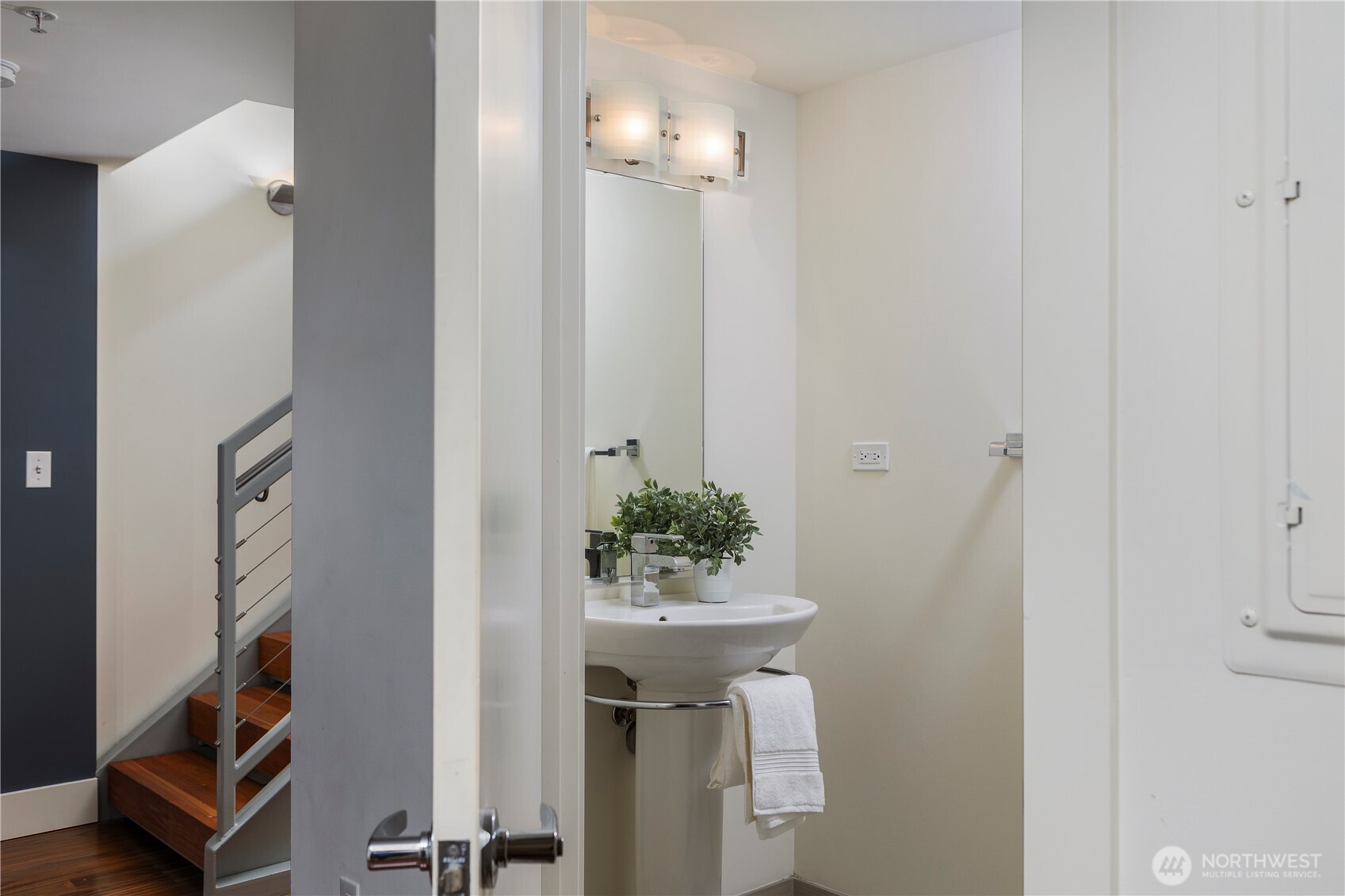 2911 2nd Avenue Unit: 120