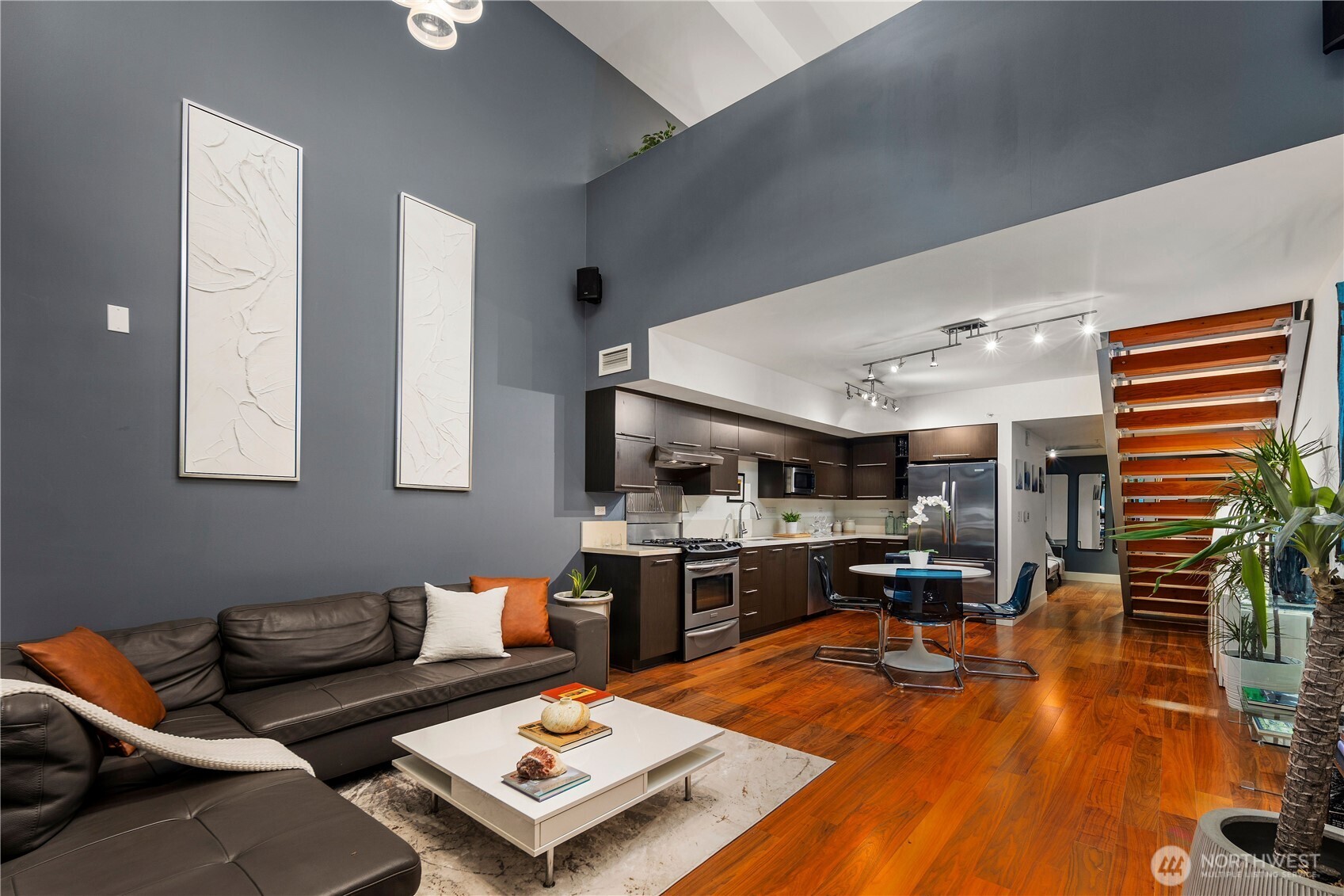 2911 2nd Avenue Unit: 120