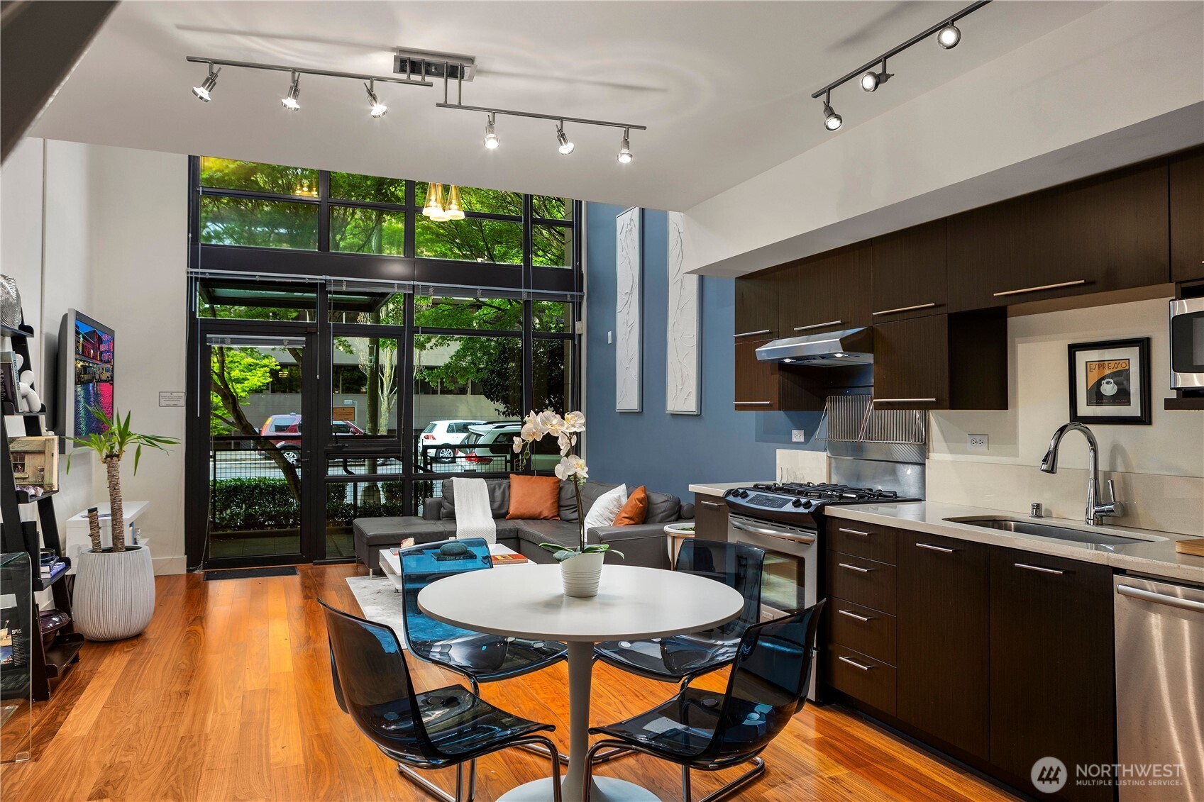 2911 2nd Avenue Unit: 120