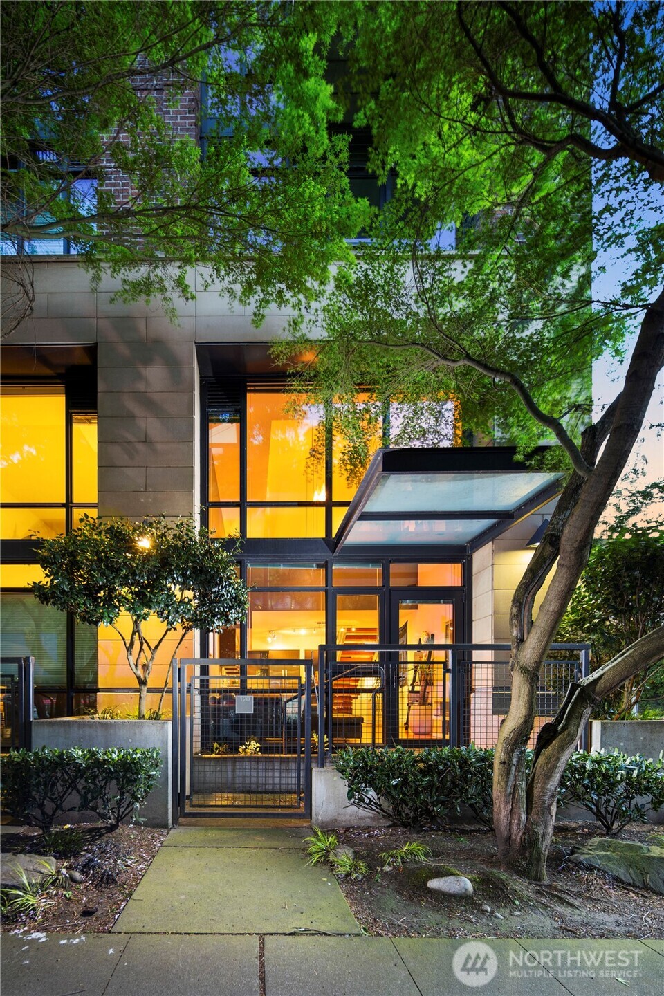 2911 2nd Avenue Unit: 120