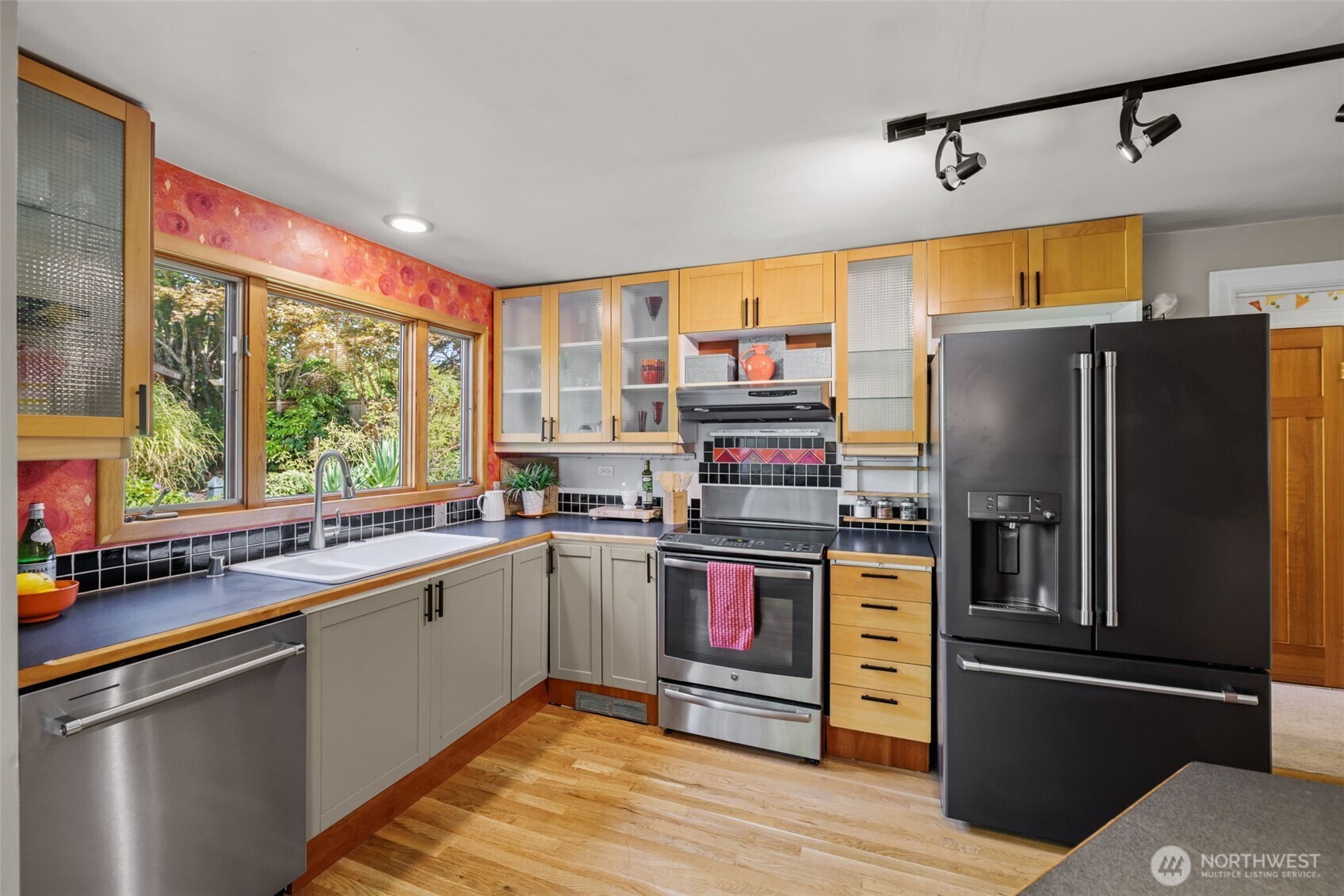 3016 NW 74th Street
