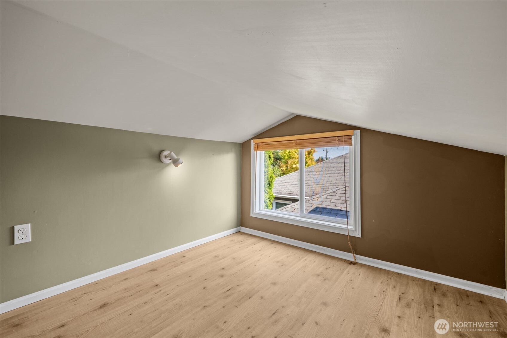 3016 NW 74th Street
