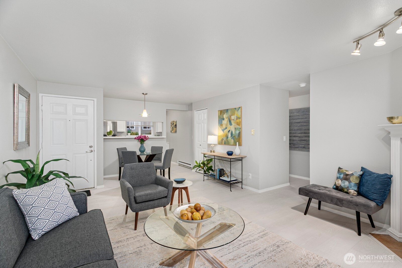 1144 N 198th Street Unit: E-204