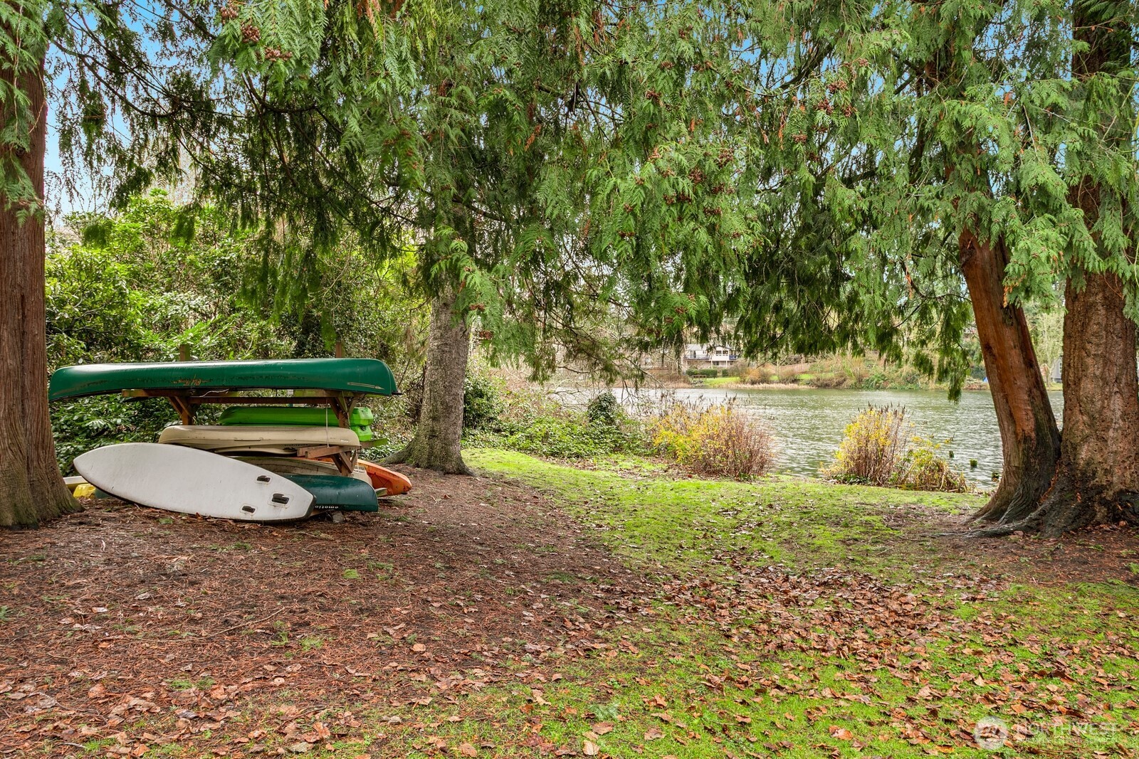 1144 N 198th Street Unit: E-204