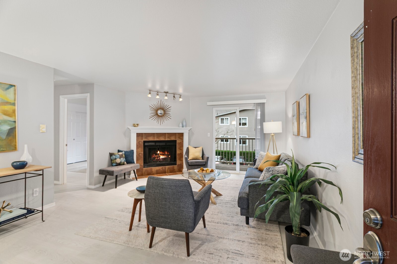 1144 N 198th Street Unit: E-204