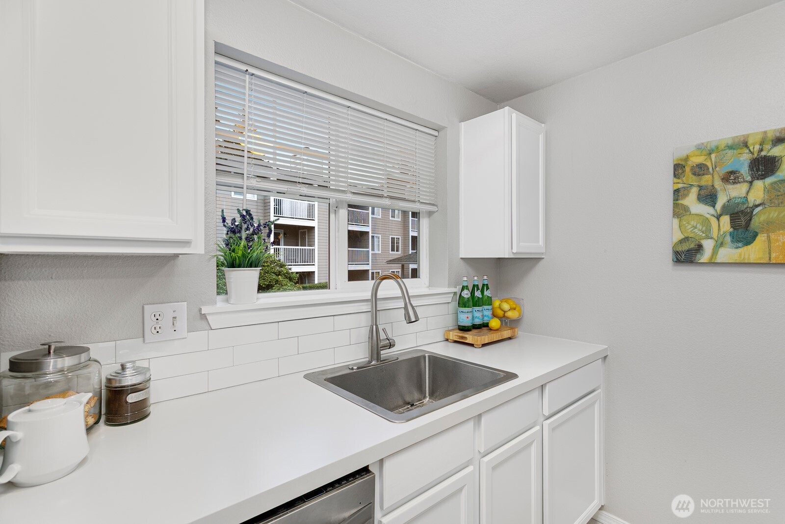 1144 N 198th Street Unit: E-204