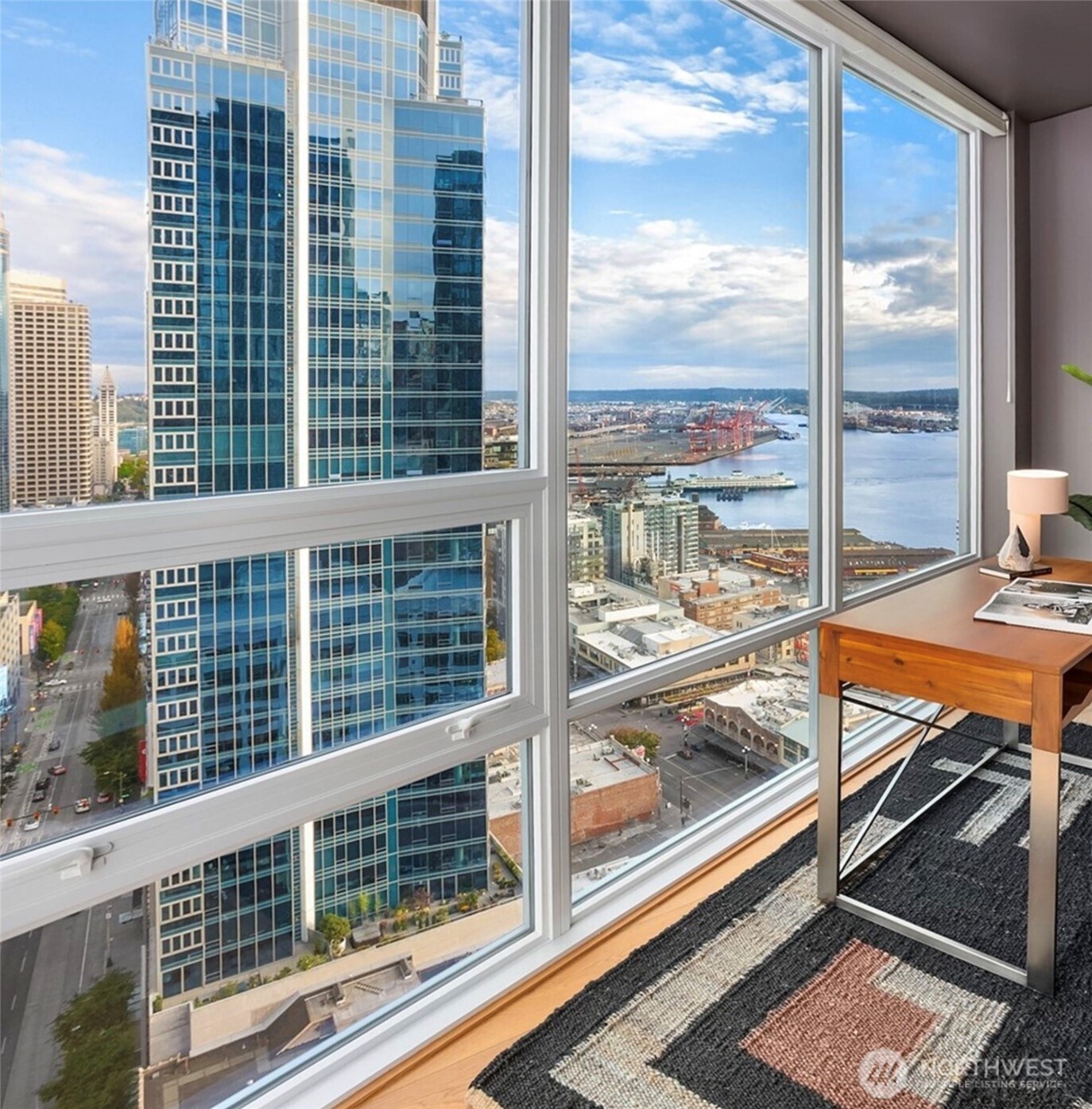 121 Stewart Street Unit: 2402