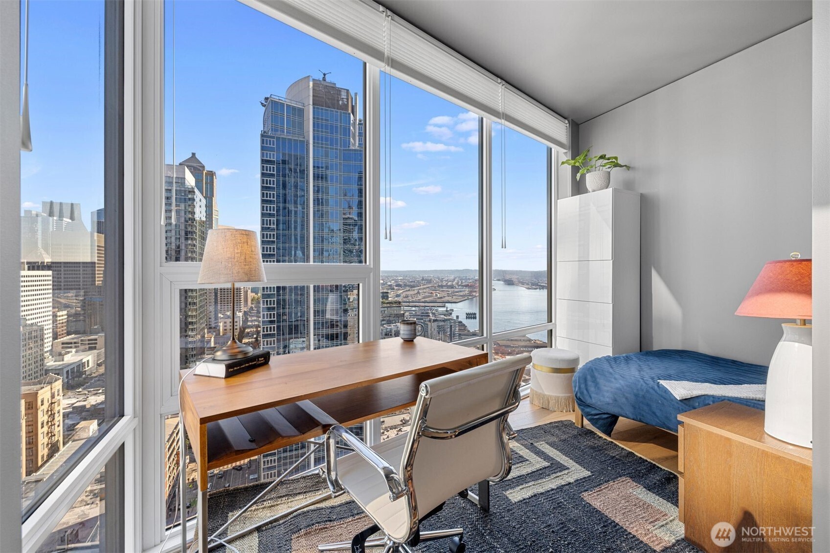 121 Stewart Street Unit: 2402