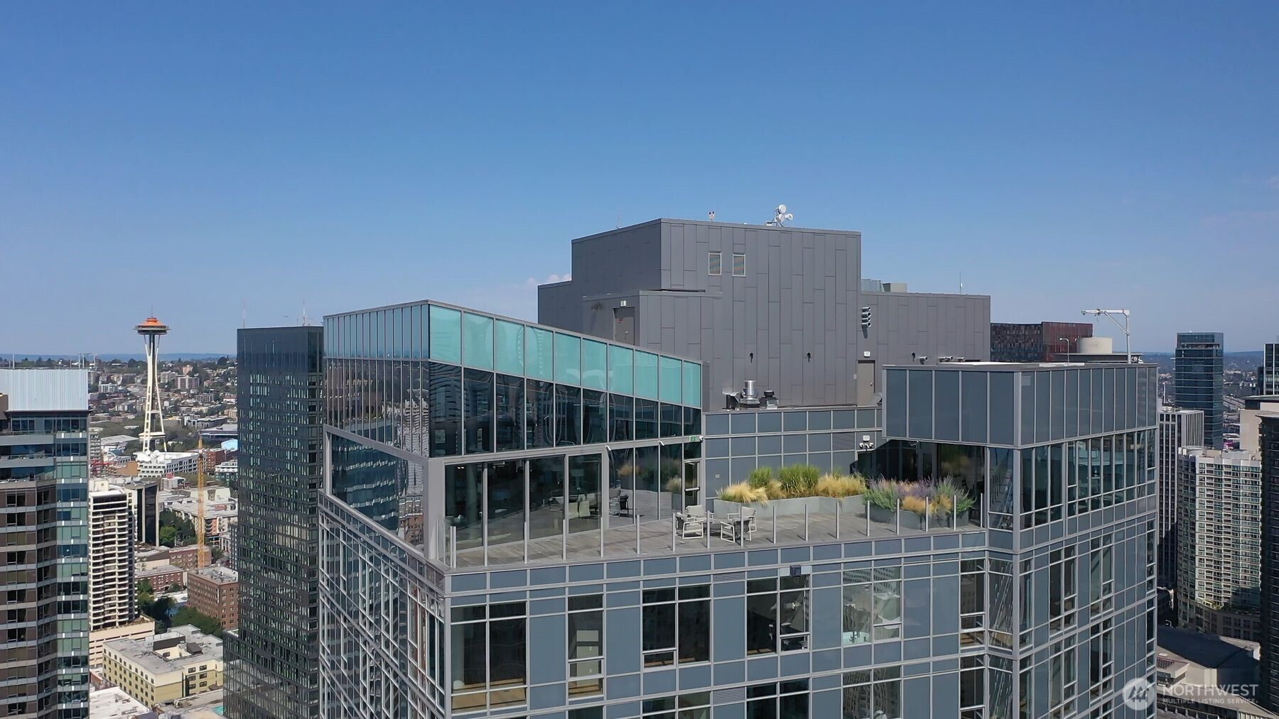 121 Stewart Street Unit: 2402