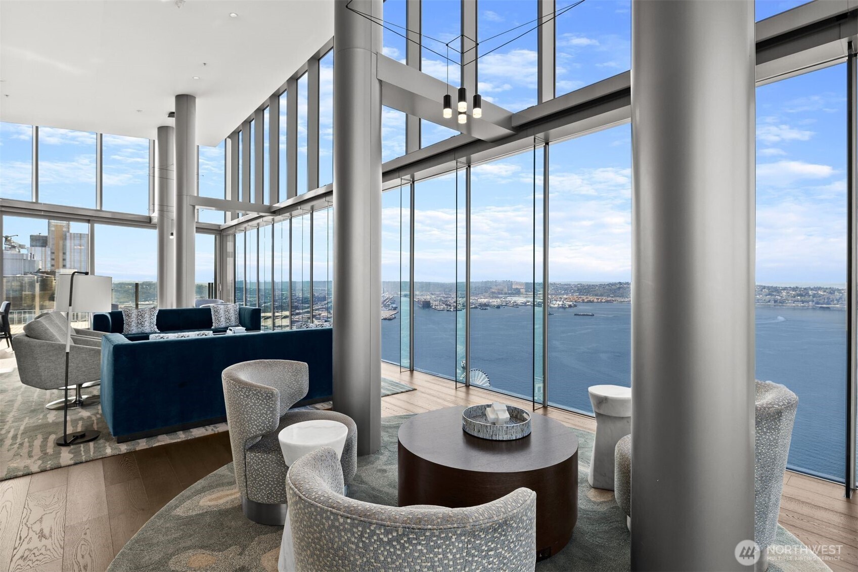 121 Stewart Street Unit: 2402