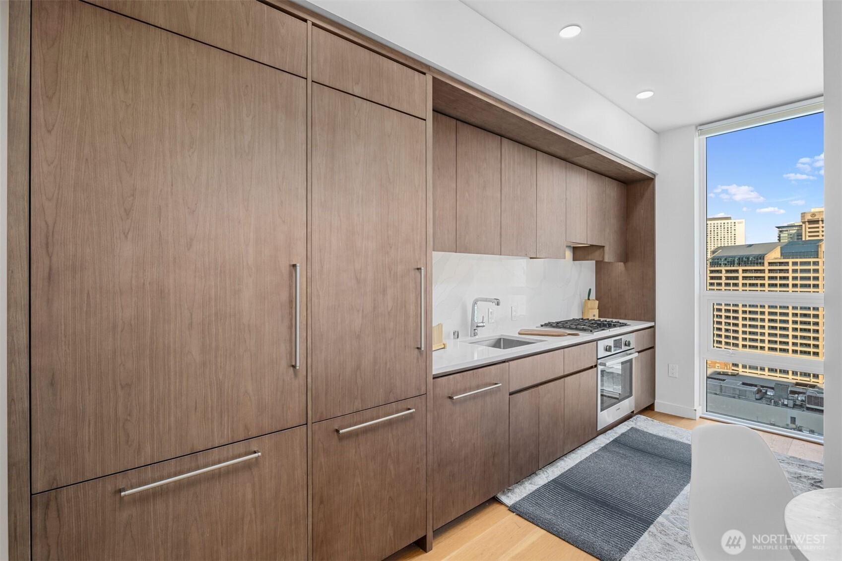 121 Stewart Street Unit: 2402