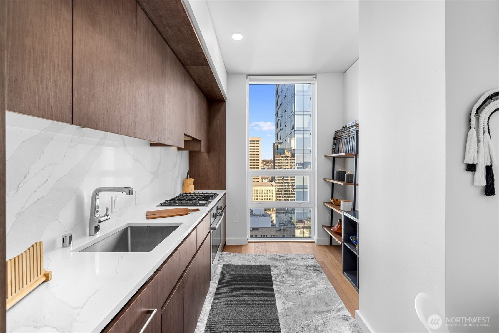 121 Stewart Street Unit: 2402