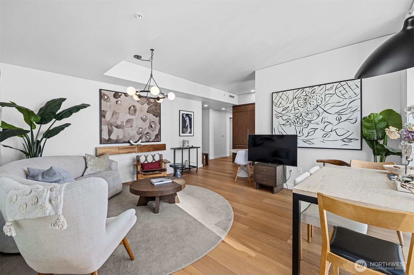 121 Stewart Street Unit: 2402