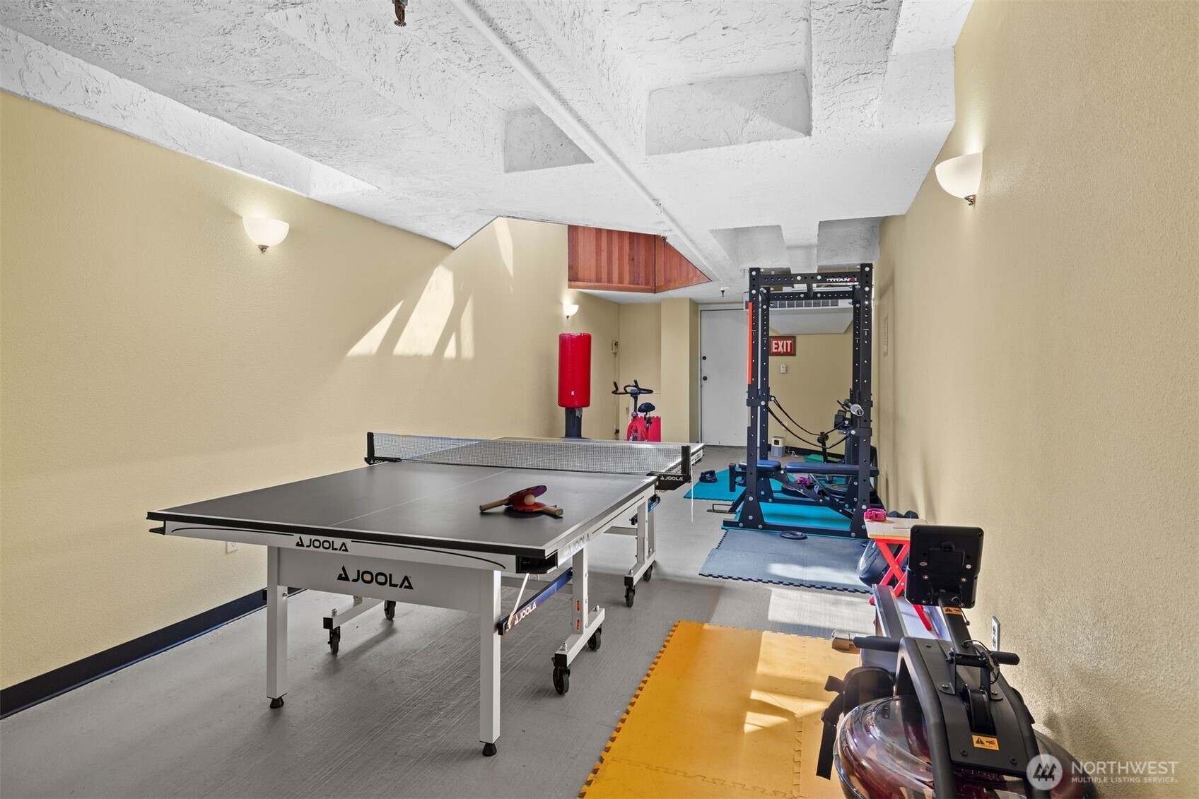 303 13th Avenue E Unit: 301