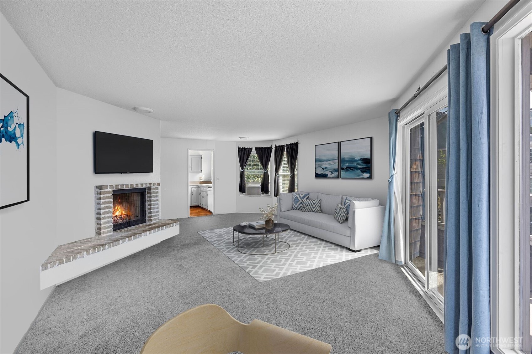 303 13th Avenue E Unit: 301