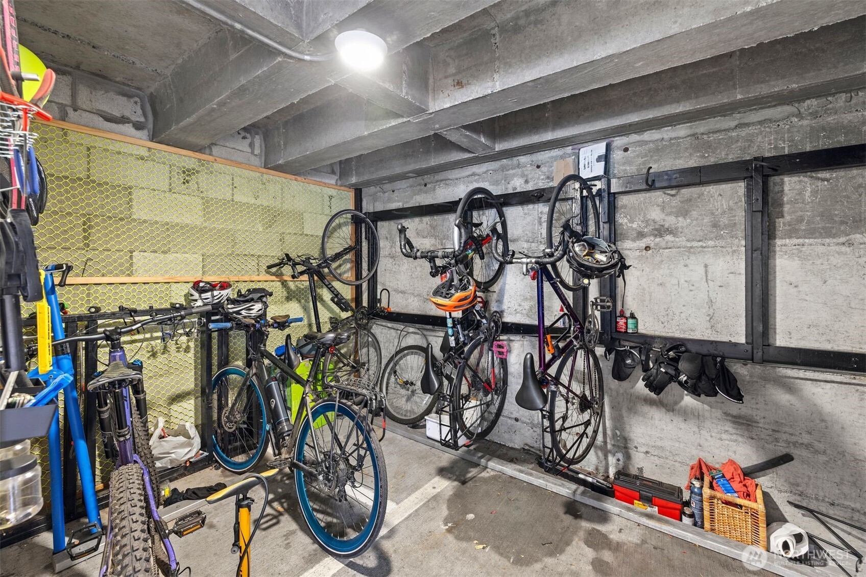 303 13th Avenue E Unit: 301