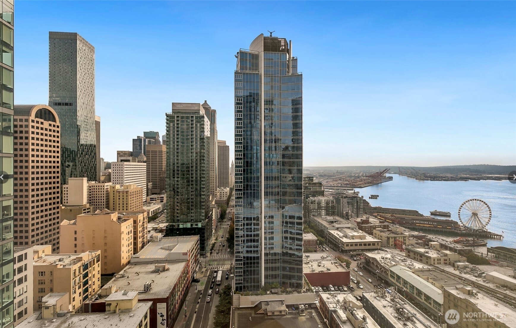 121 Stewart Street Unit: 2402