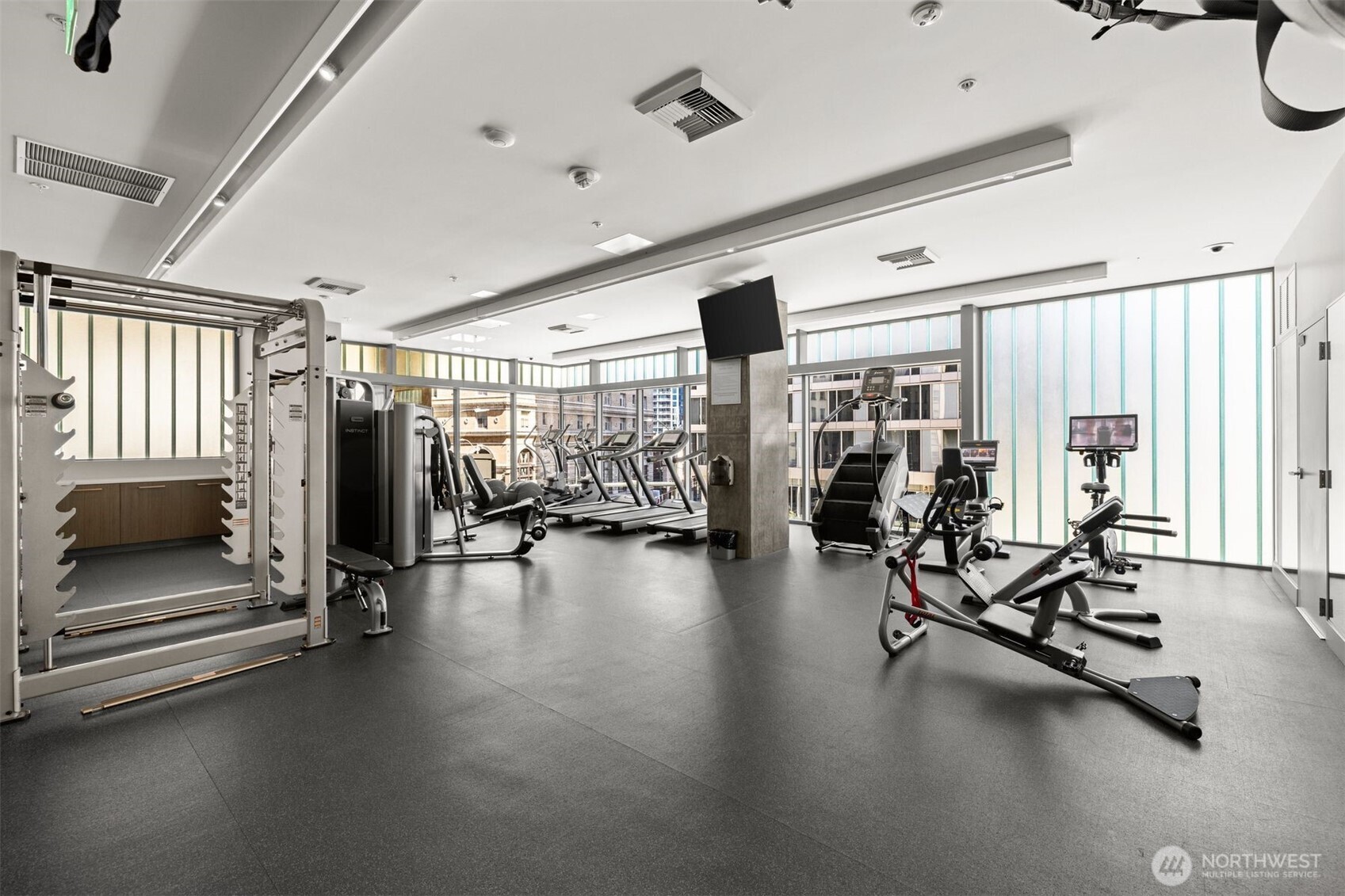 121 Stewart Street Unit: 2402