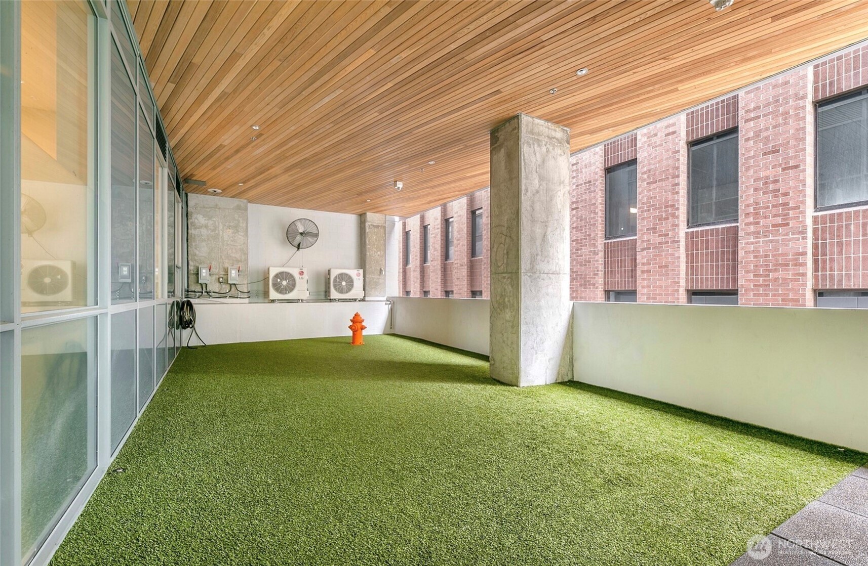 121 Stewart Street Unit: 2402