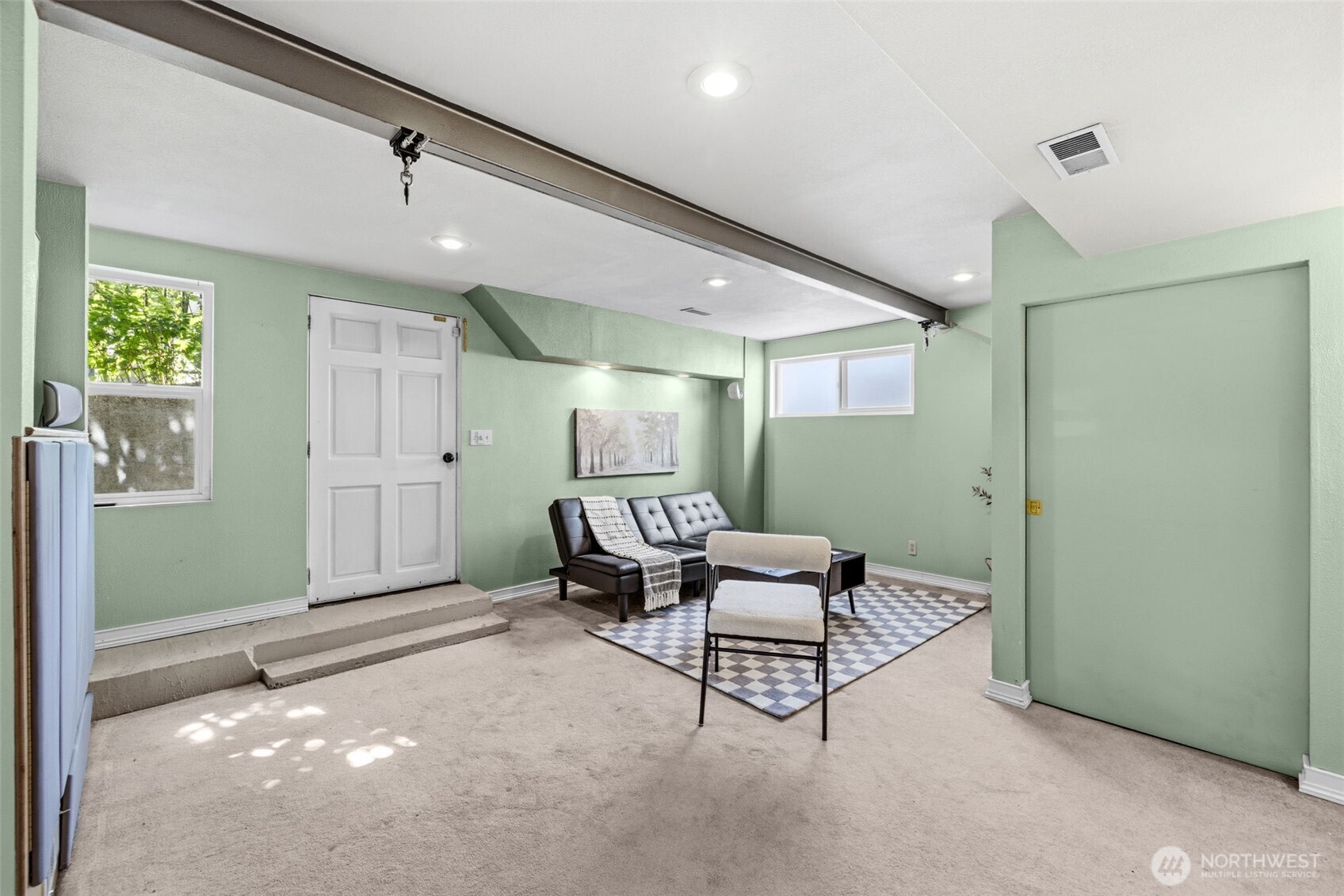209 I Street SE