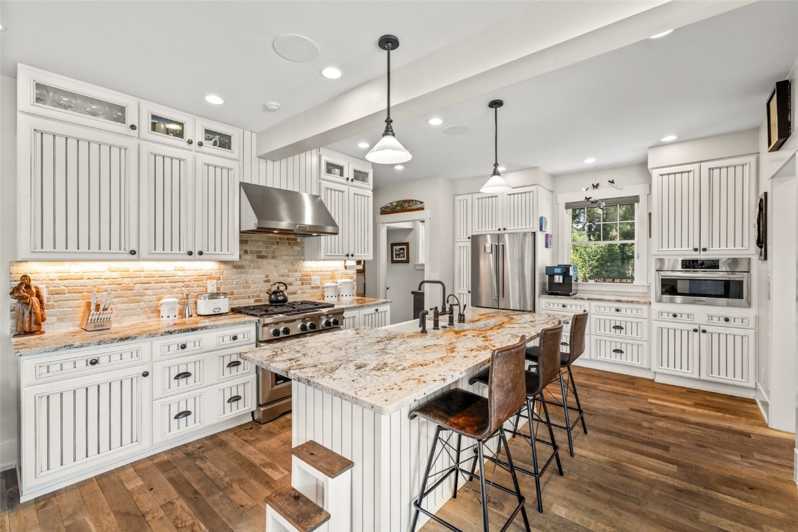 33690 E Us Highway 40