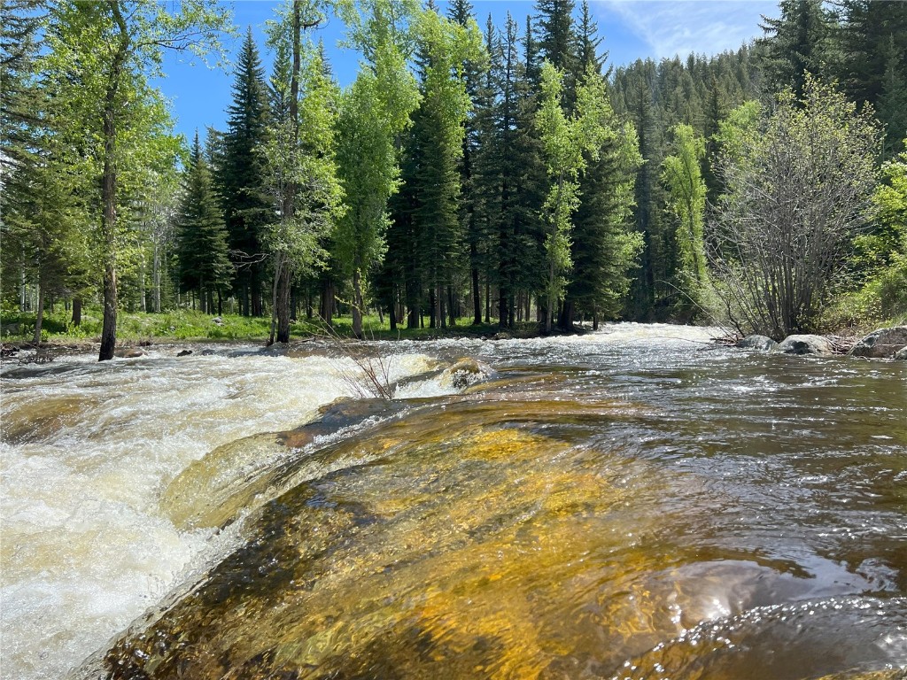 33690 E Us Highway 40