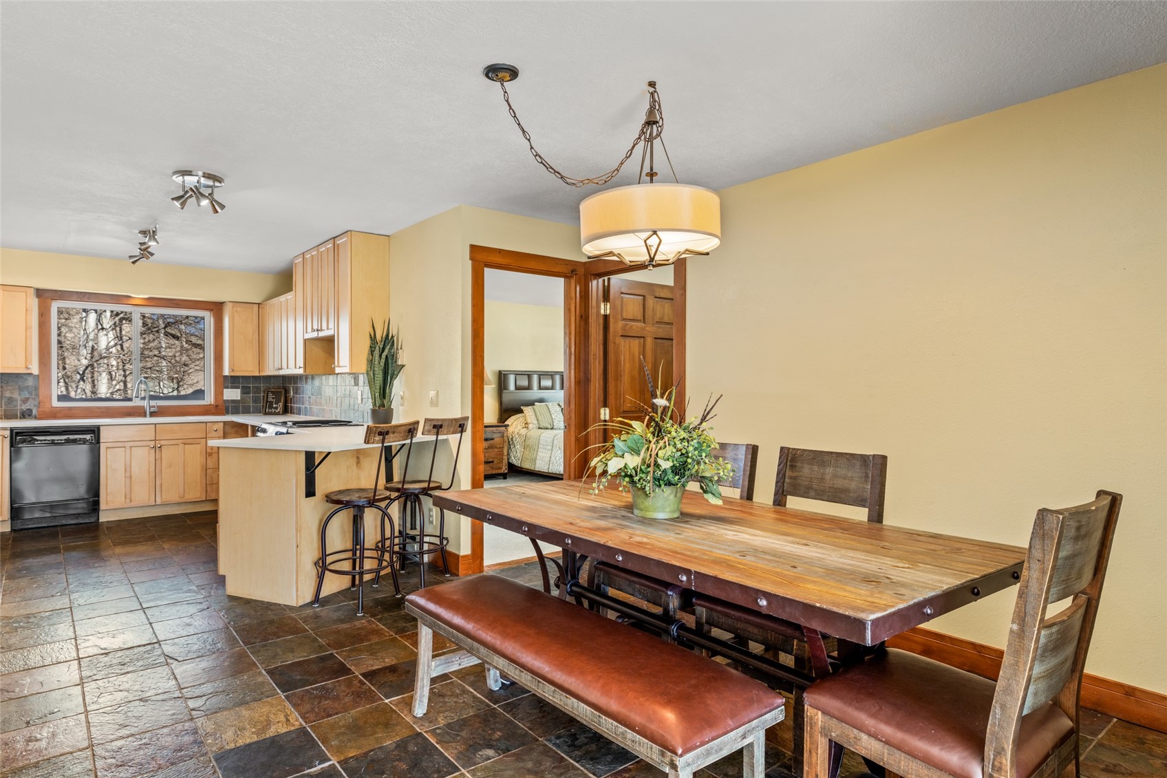 1482 Creekside COURT 102