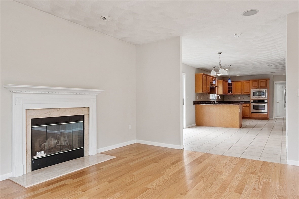 7 Pine St