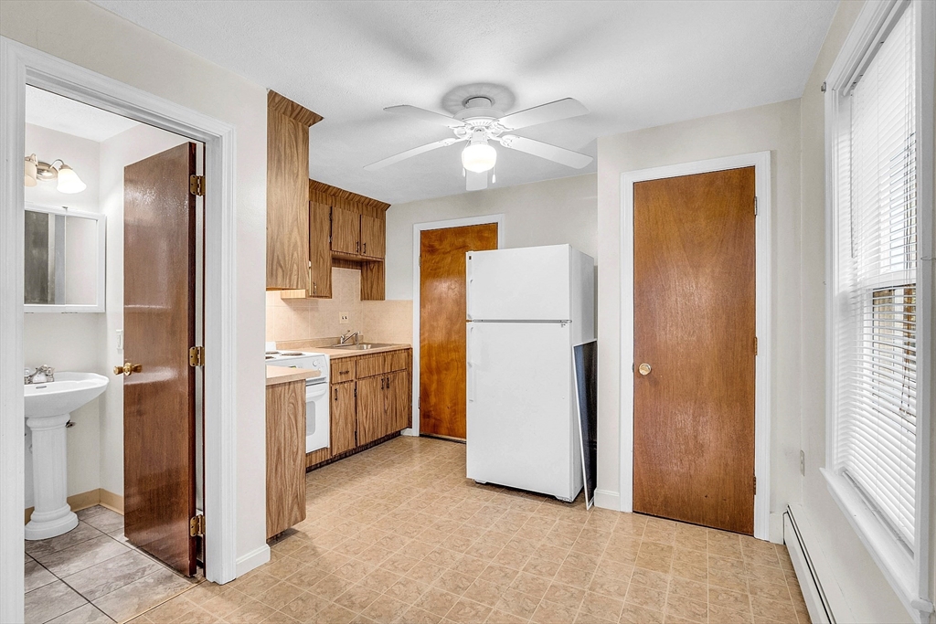23 A & B Bowditch St