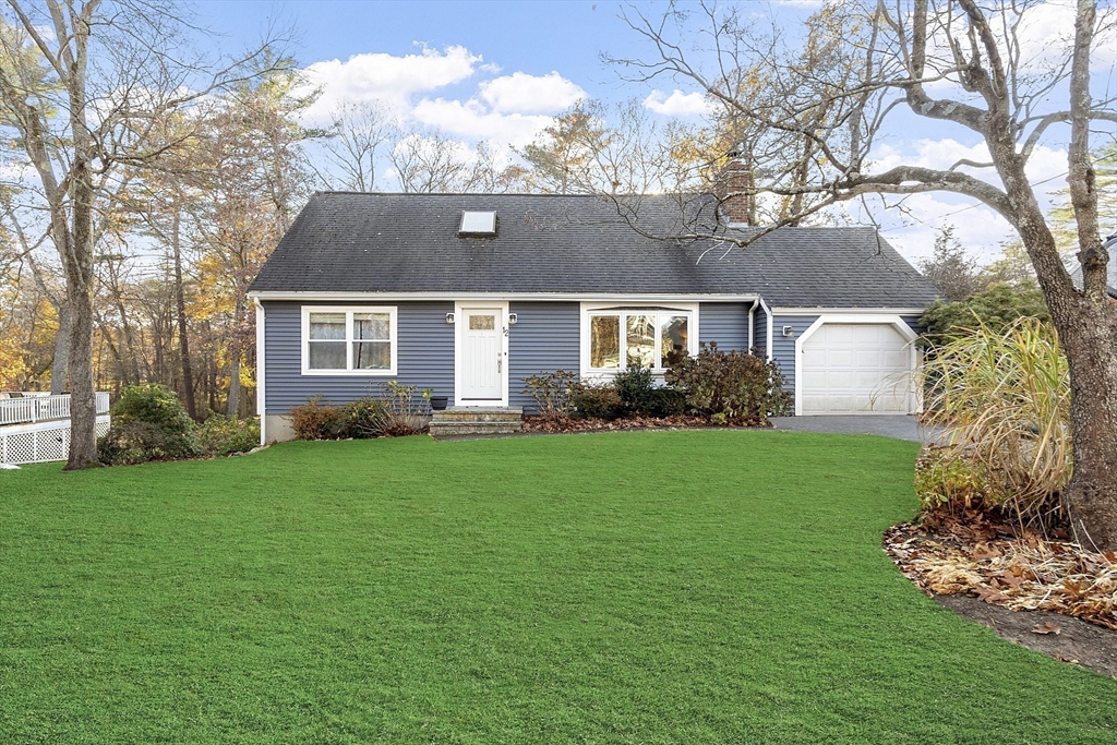 12 Arrowhead Rd