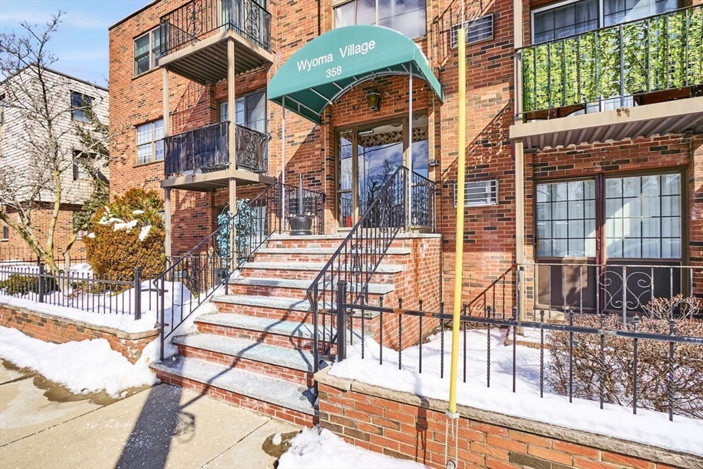 358 Broadway # 27
