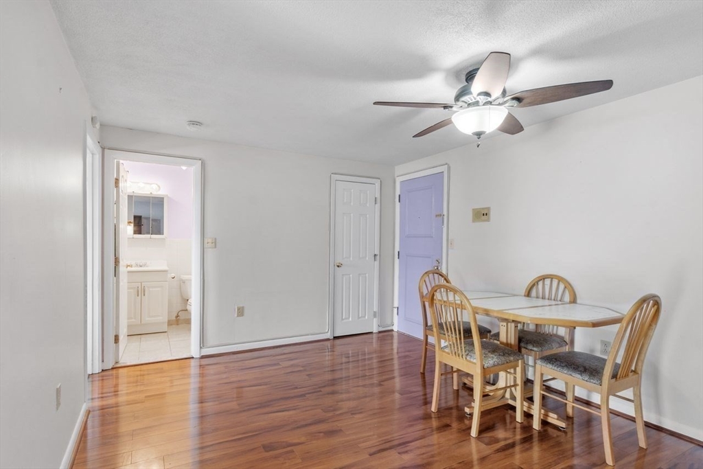 358 Broadway # 27
