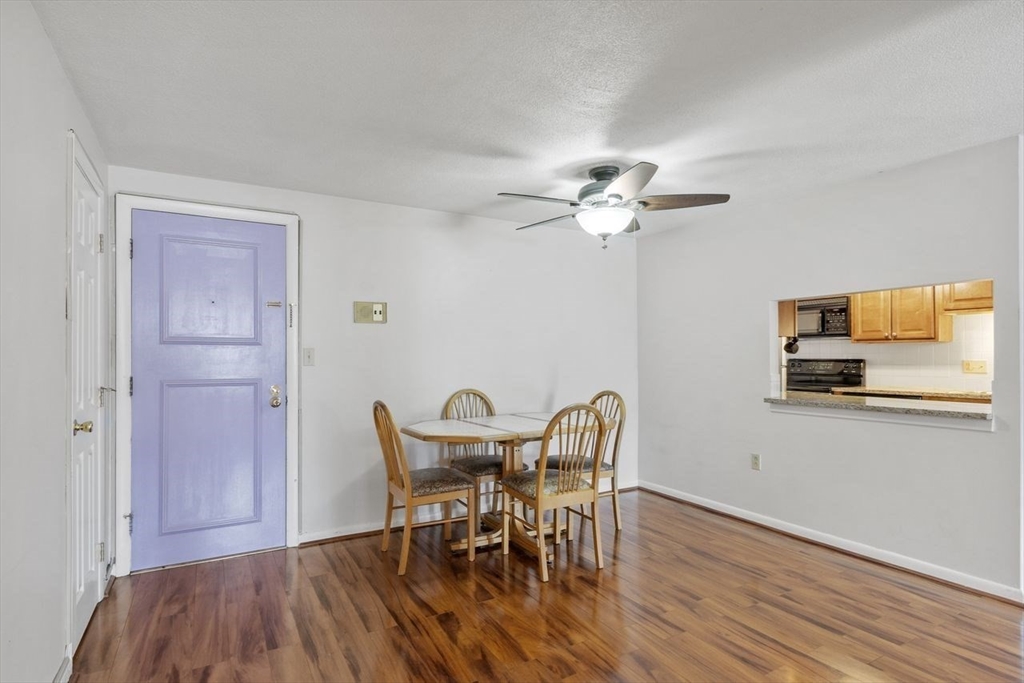 358 Broadway # 27