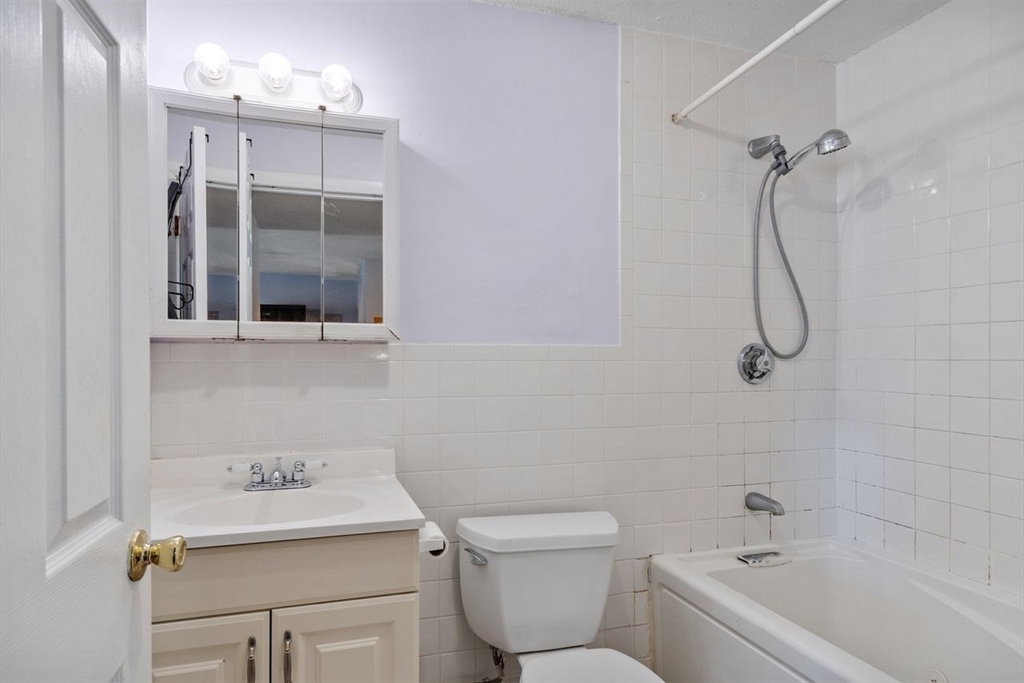 358 Broadway # 27