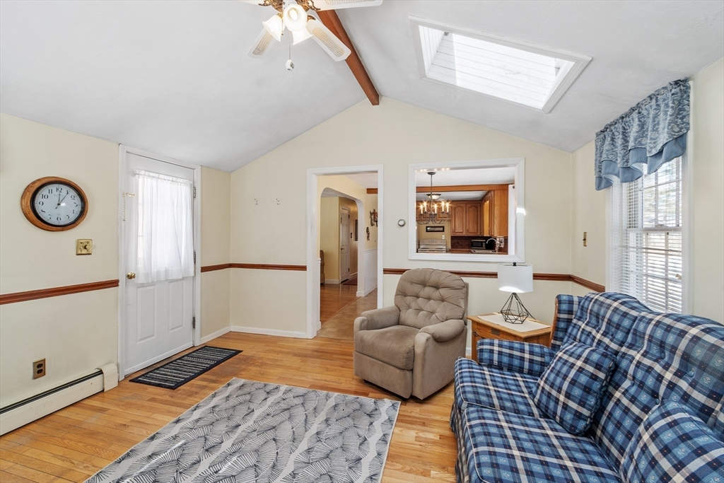 14 Greenwood Rd