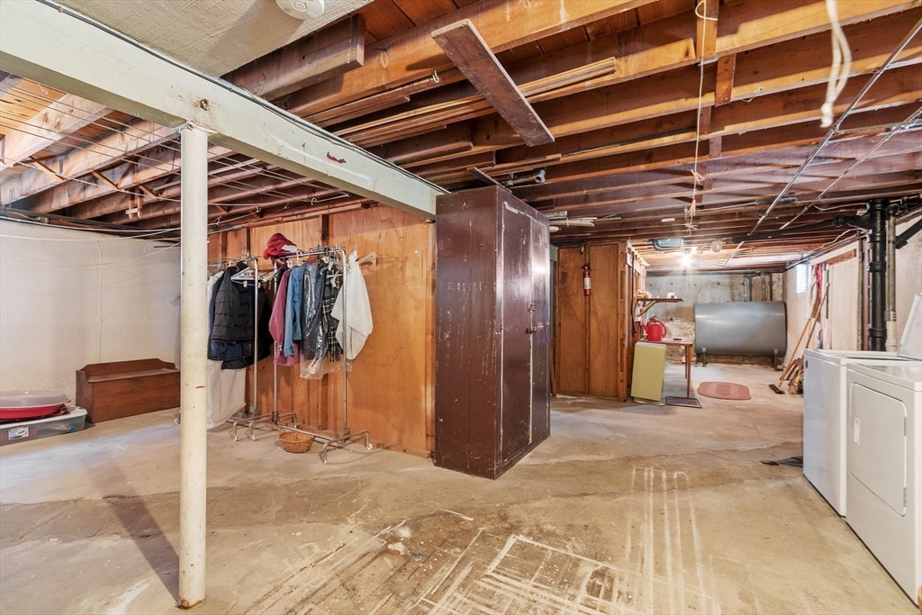 14 Greenwood Rd