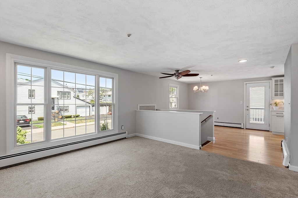 18 Overlea Ave