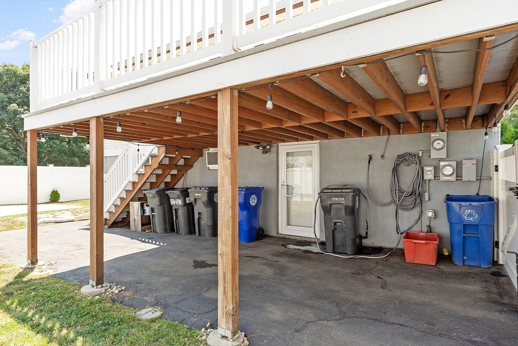 18 Overlea Ave
