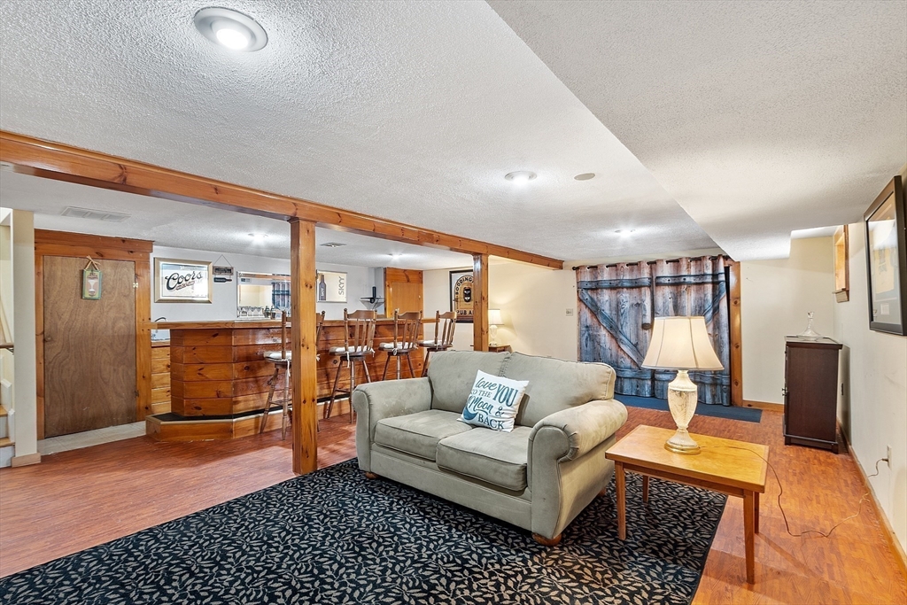 43 Bickford St