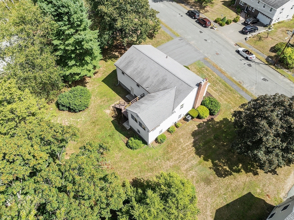 4 Whipple Rd