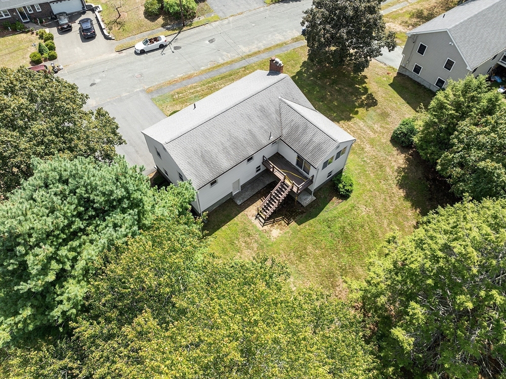 4 Whipple Rd