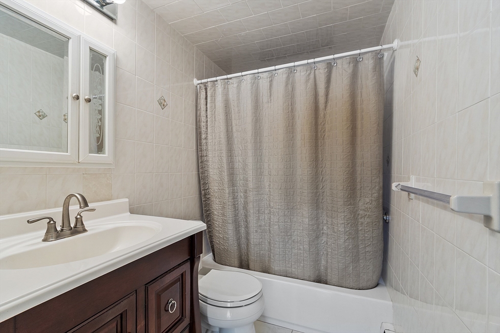 17 Samoset Rd