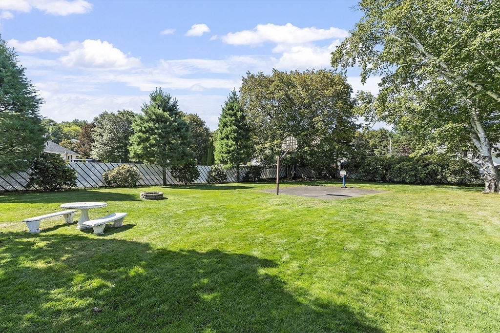 17 Samoset Rd