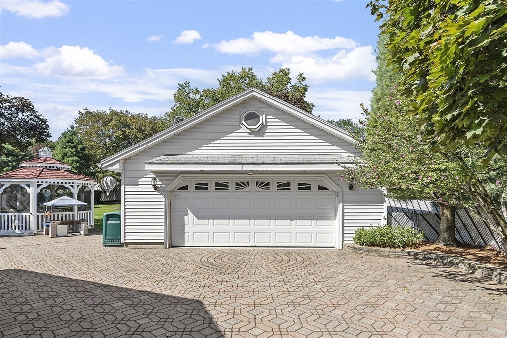 17 Samoset Rd