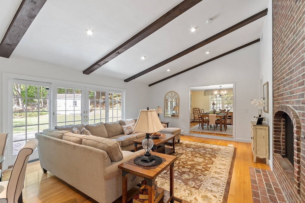 6 Needham Rd